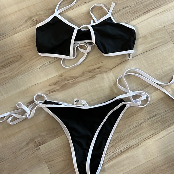 Shein bikini never used - Picture 1 of 2